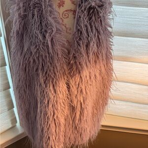 Women's Faux Fur Vest in lavender